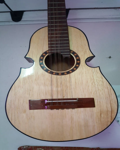 Cuatro artesanal puerto rico