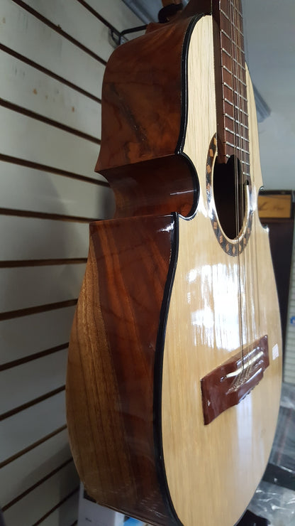 Cuatro artesanal puerto rico