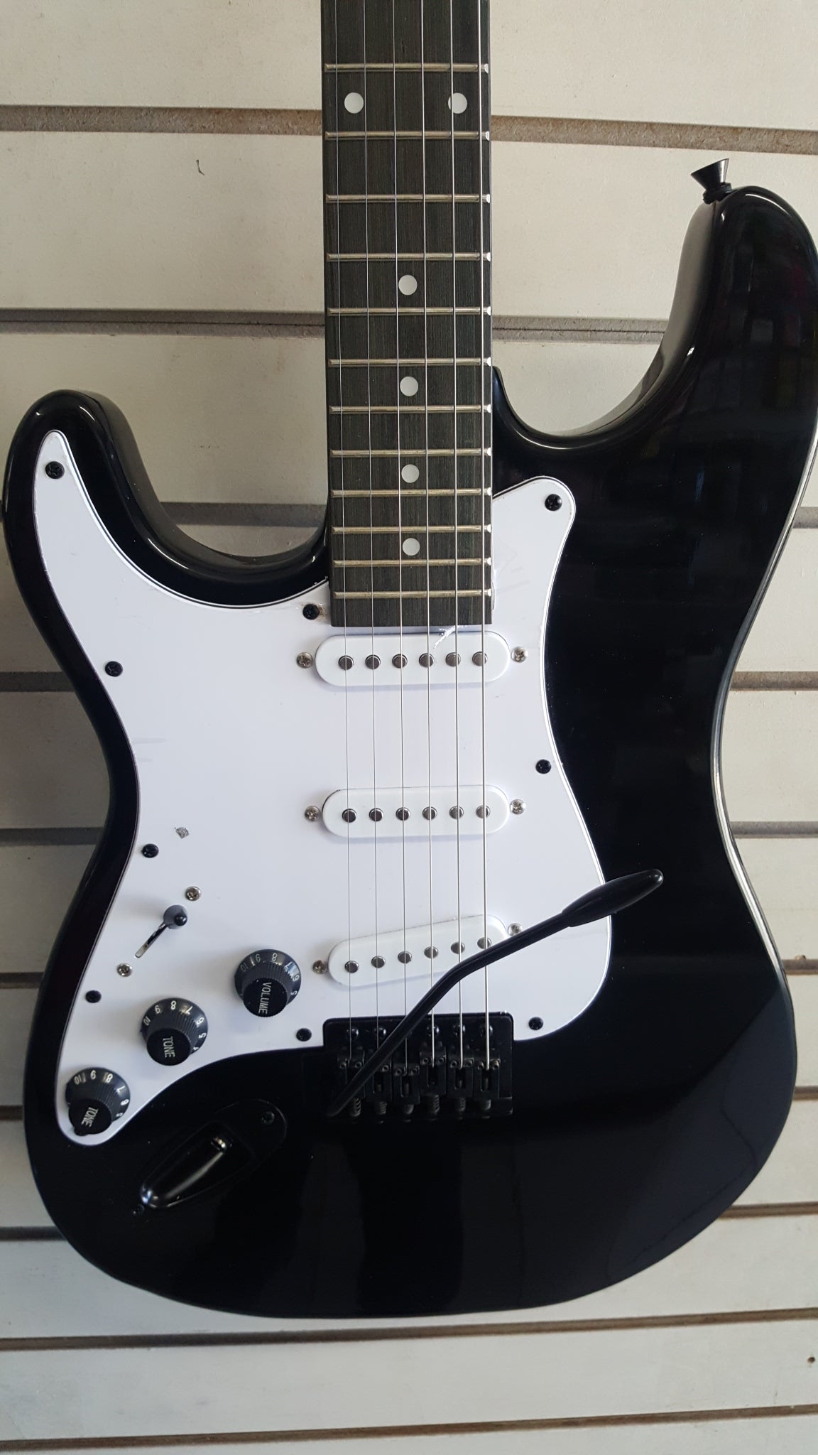 Guitarra izquerda